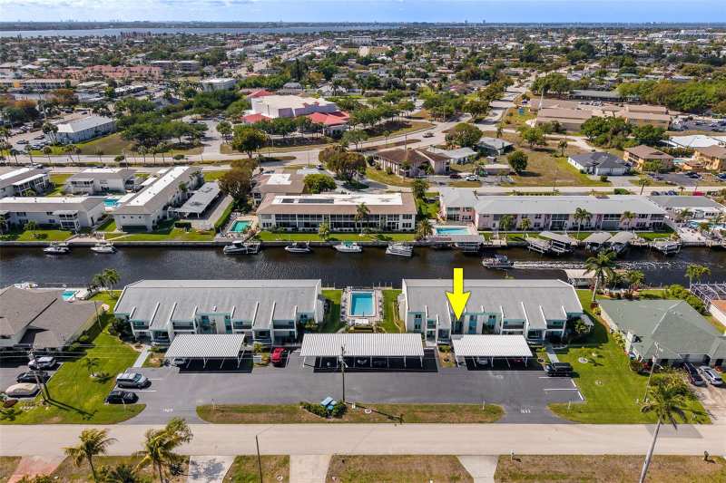 2 bedroom Townhouse at 1322 SE 40th Street #2, Harbour Castle Condo, Cape Coral — photo 1