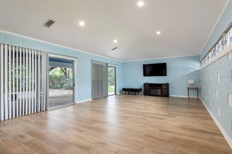 3 bedroom Single Family Residence at 3220 Tradewinds Trail, Isle Catalina, Orlando — photo 3