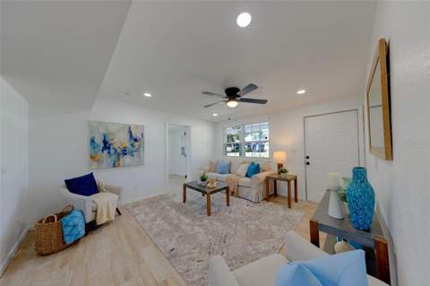 9477 Park Lake Drive, Pinellas Park FL - photo 10 of 57