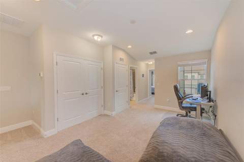 2441 Foggy Creek Circle, Clearwater FL - photo 18 of 36