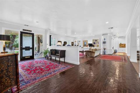 602 S Riverhills Drive, Temple Terrace FL - photo 10 of 45