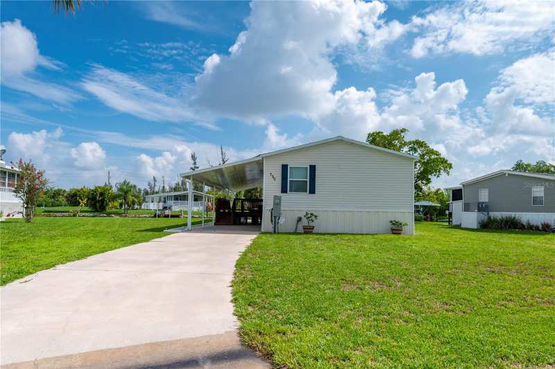 2 bedroom Manufactured Home at 720 Dania Court, Charlotte Park Sec 03, Punta Gorda — photo 1