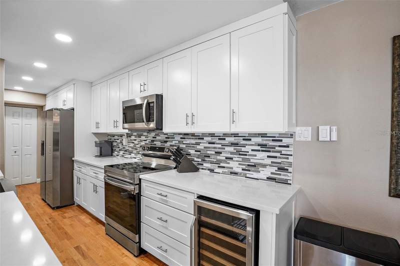 3 bedroom Condominium at 10355 Paradise Boulevard #1010-1011, Paradise Island Towers Condo, St Petersburg — photo 5