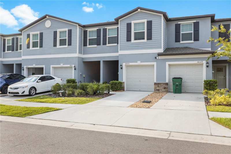 3 bedroom Townhouse at 36515 Camp Fire Terrace, Abbott Square Ph 2, Zephyrhills — photo 1