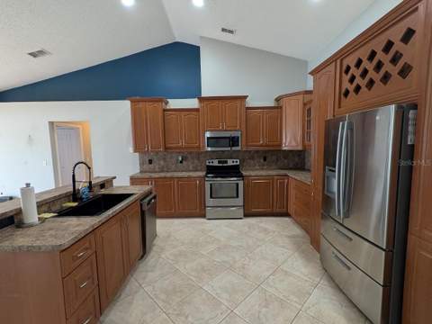 436 Bloomfield Drive, Kissimmee FL - photo 15 of 39