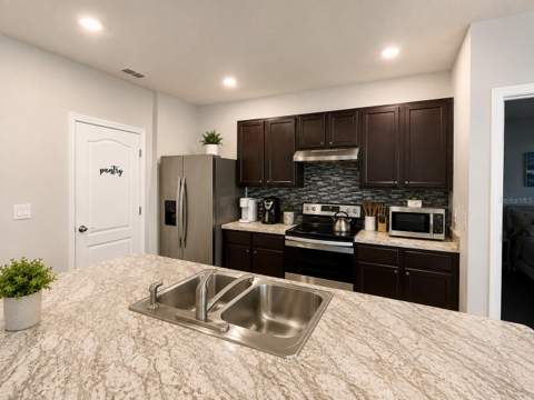 257 Meadowbrook Boulevard, Winter Haven FL - photo 6 of 35
