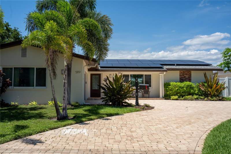 3 bedroom Single Family Residence at 5119 Venetian Boulevard, Lake Venice Shores, St Petersburg — photo 2