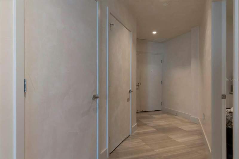 3 bedroom Condominium at 3101 Bayshore Boulevard #1001, 3105 Bay Oaks Condominium, Tampa — photo 3