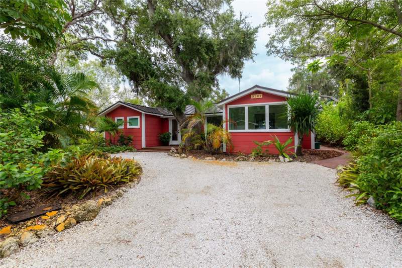 2 bedroom Single Family Residence at 3001 51st Street, Torres Add Sub Of Lt 5, Gulfport — photo 2