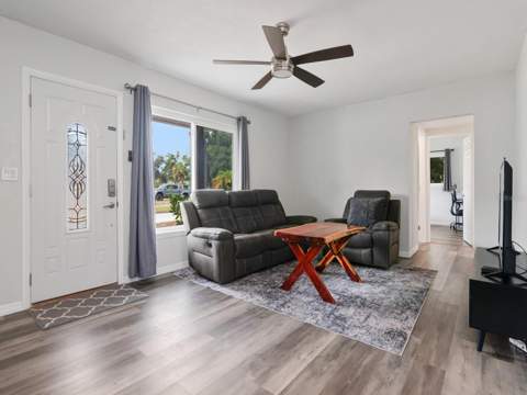 5939 9th Avenue, Gulfport FL - photo 6 of 37