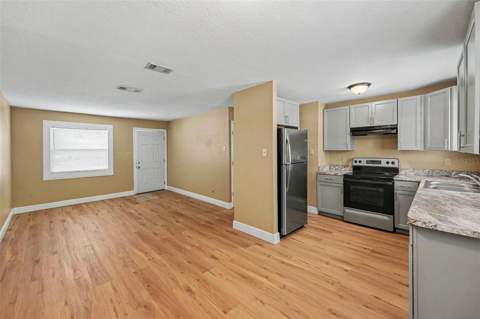 7924 Bahia Avenue, Tampa FL - photo 8 of 30