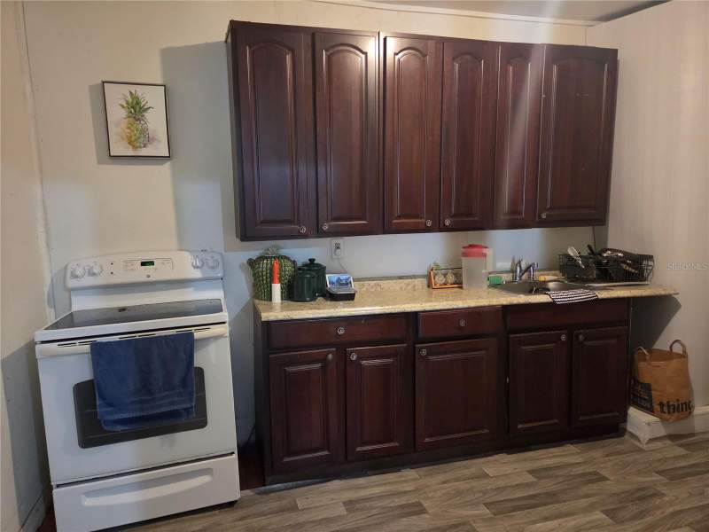 3 bedroom Single Family Residence at 2340 Water Street, Midway, Sanford — photo 3