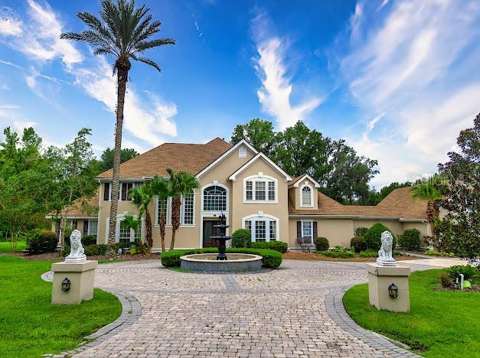 6823 NW 52Nd Lane, home for sale in Gainesville 32653
