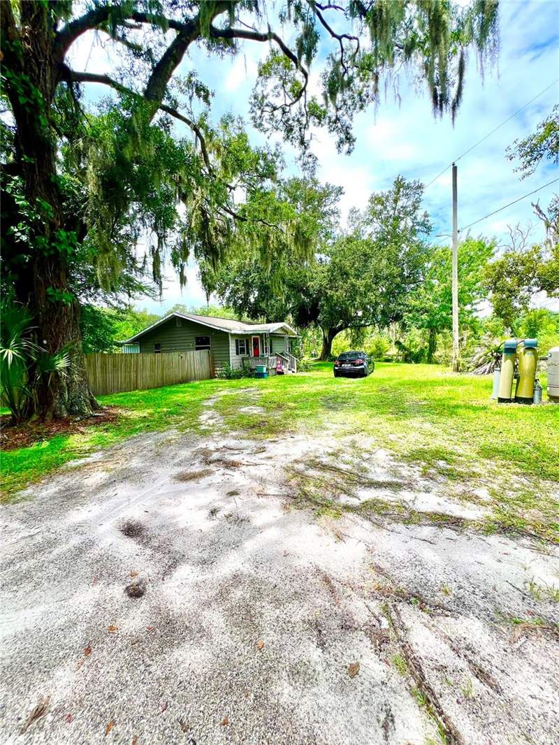 2 bedroom Single Family Residence at 1008 Gray Street, Strawberry Terrace South, Plant City — photo 4