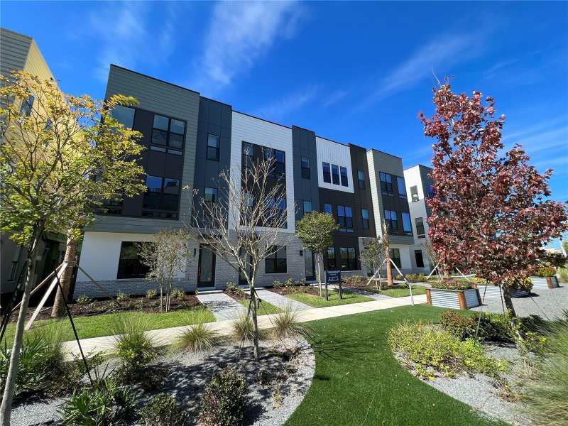 2 bedroom Townhouse at 2257 Valentine Alley, Brix/The Packing District, Orlando — photo 1
