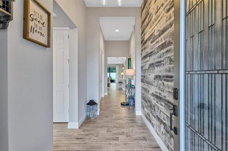 3 bedroom Single Family Residence at 12717 Oak Hill Way, Crosswind Point Ph I, Parrish — photo 3