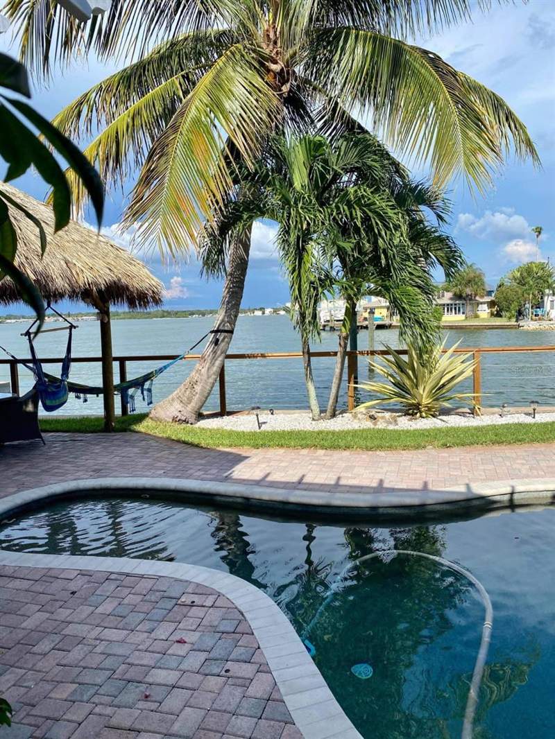 3 bedroom Single Family Residence at 16029 Redington Drive, Redington Beach Homes 2nd Add, Redington Beach — photo 4