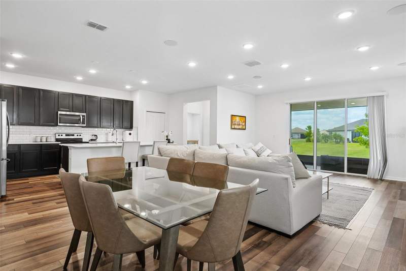 4 bedroom Single Family Residence at 11225 June Briar Loop, Mirada Pcls 20 & 22, San Antonio — photo 4