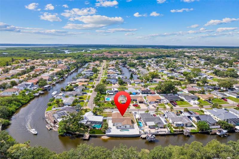 3 bedroom Single Family Residence at 5811 Imperial Key, Tampa Shores Unit 7, Tampa — photo 3