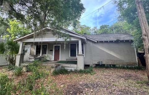 907 NW 11Th Avenue, home for sale in Gainesville 32601