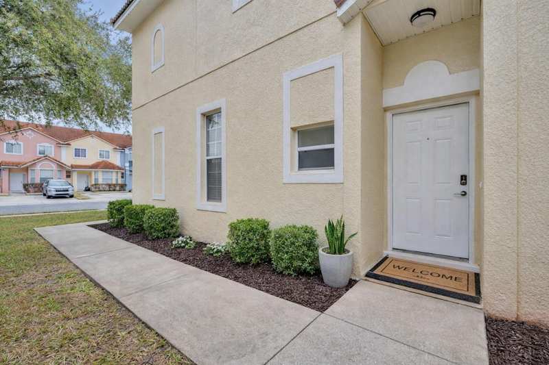 4 bedroom Townhouse at 1172 S Beach Circle, Fiesta Key, Kissimmee — photo 1