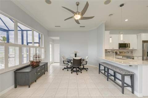 4735 Spinnaker Drive, Bradenton FL - photo 10 of 47