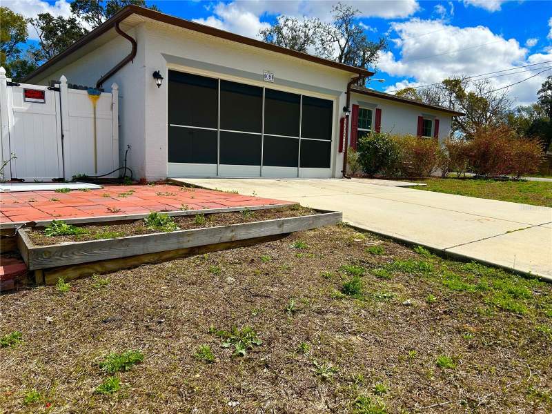 3 bedroom Single Family Residence at 4096 Thunderbird Avenue, Weeki Wachee Woodlands, Spring Hill — photo 2