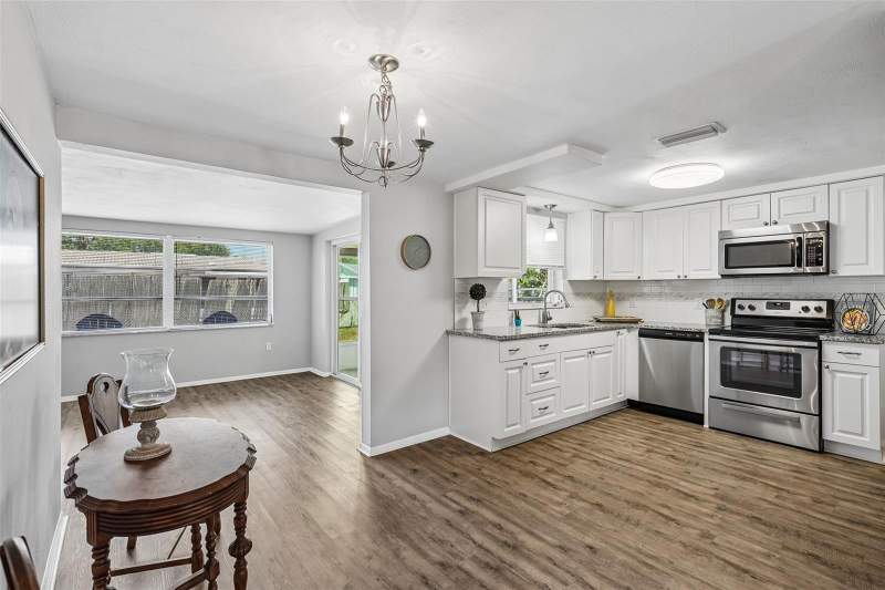 2 bedroom Single Family Residence at 7215 Mayfield Drive, Embassy Hills, Port Richey — photo 3