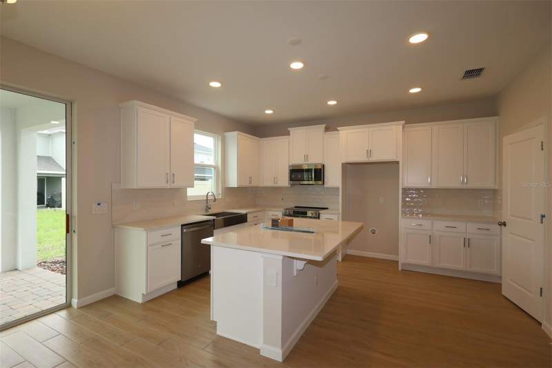 4 bedroom Single Family Residence at 2663 BITTERN BEND, BAY LAKE FARMS AT SAINT CLOUD, ST CLOUD — photo 3