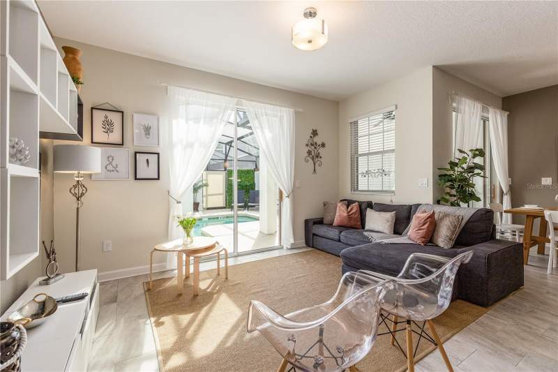 4 bedroom Townhouse at 4802 Love Storey Lane, Storey Lake Ph 3, Kissimmee — photo 3