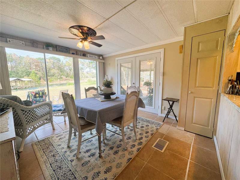 2 bedroom Mobile Home at 107 Royal Palm Drive, Hawthorne At Leesburg A Coop, Leesburg — photo 5