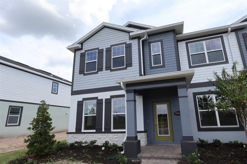 3 bedroom Townhouse at 1385 Hyde Street, Center Lake On The Park, St Cloud — photo 2