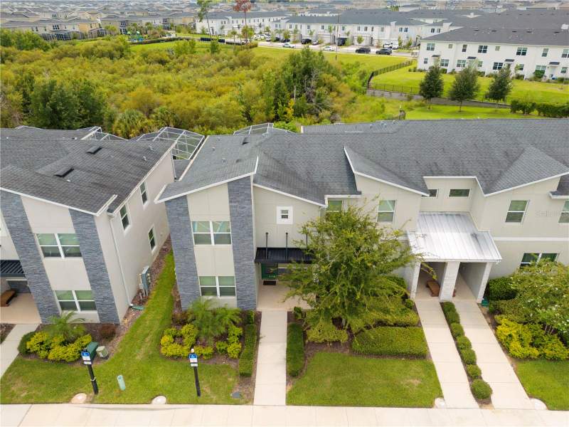5 bedroom Townhouse at 302 Ocean Course Avenue, Stoneybrook South North Prcl Ph 1, Davenport — photo 2