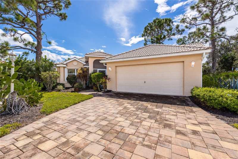 2 bedroom Single Family Residence at 3889 Cape Cole Boulevard, Burnt Store Marina - Mariners Pass, Punta Gorda — photo 1