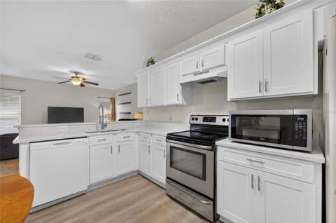925 Gillingham Court, Kissimmee FL - photo 15 of 42