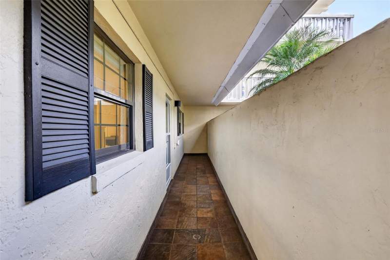 2 bedroom Condominium at 101 N Grandview Street #1, Mount Dora Southern Oaks Condo, Mount Dora — photo 2