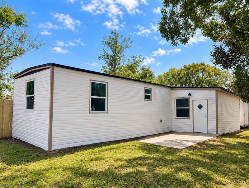 3 bedroom Mobile Home at 4431 Crossen Drive, Charlin Park, Orlando — photo 1