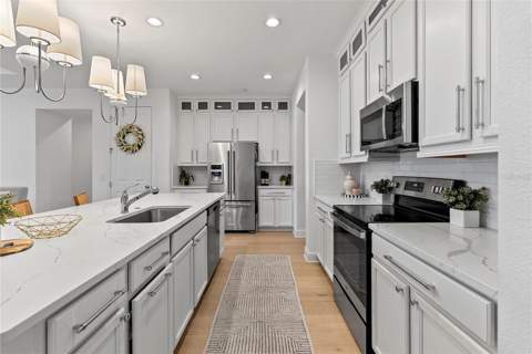 3385 Wauseon Drive, St Cloud FL - photo 10 of 37