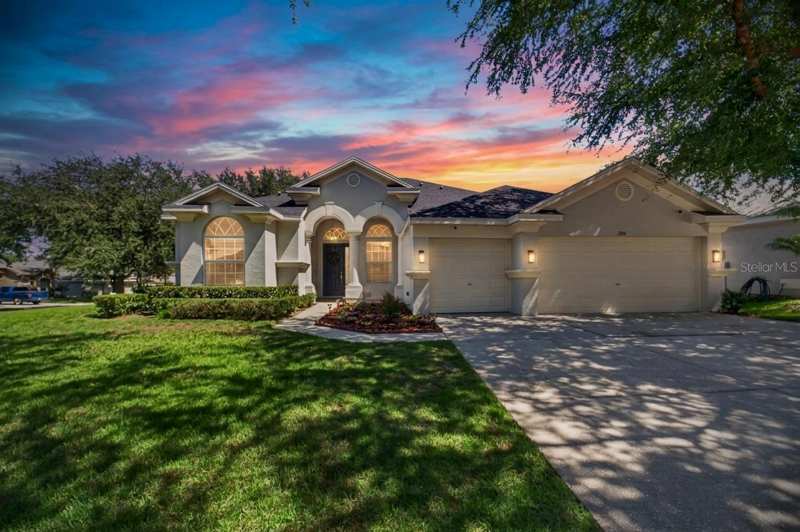 4 bedroom Single Family Residence at 1314 Rowantree Drive, Ridge Crest Sub Units, Dover — photo 1