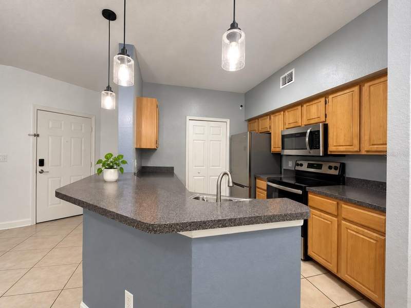 1 bedroom Condominium at 5961 Westgate Drive #2023, Fountains/Metro West, Orlando — photo 4