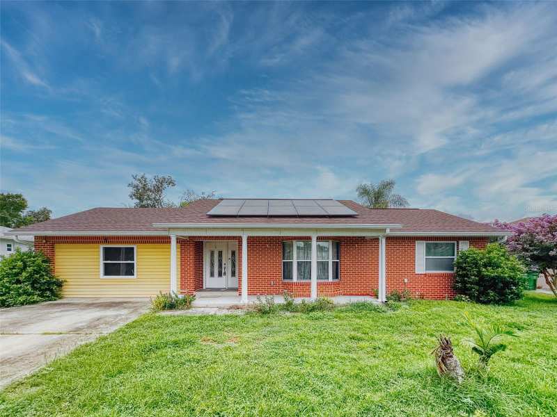 4 bedroom Single Family Residence at 2125 E Parkton Drive, Deltona Lakes Unit 70, Deltona — photo 1