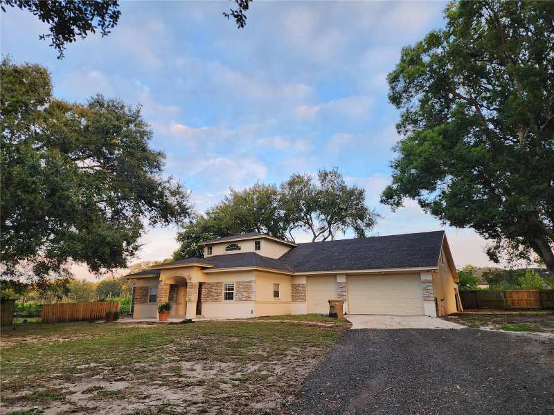 5 bedroom Single Family Residence at 24247 Wolf Branch Road, Acreage & Unrec, Sorrento — photo 1