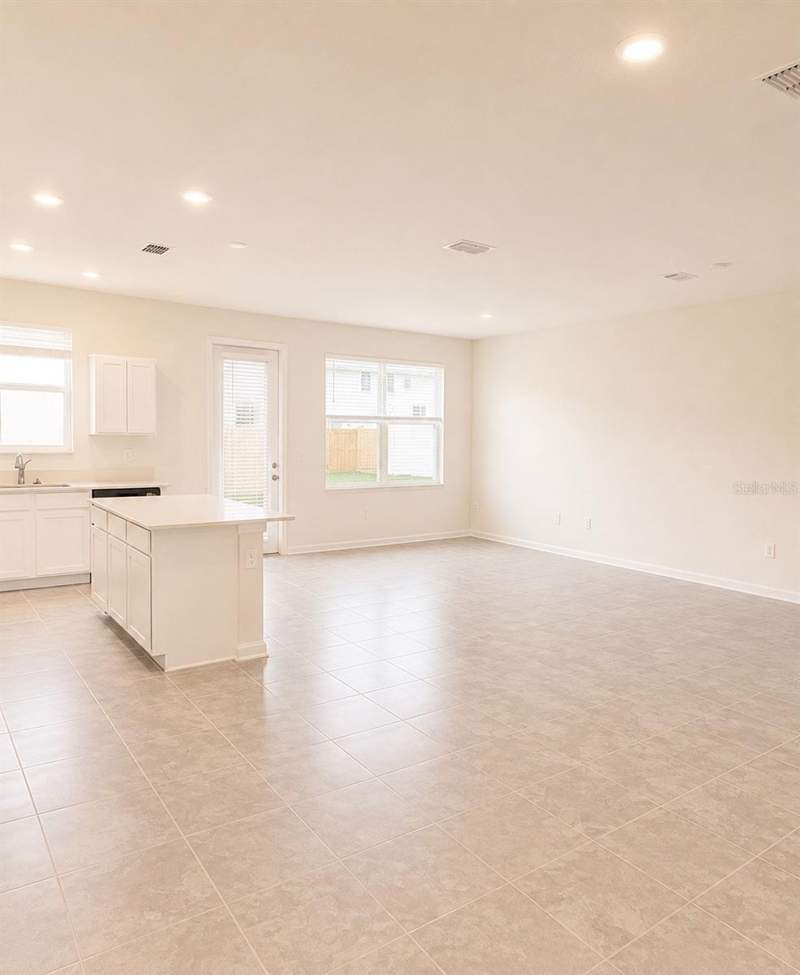3 bedroom Townhouse at 409 Bogey Drive, Pcx North, Davenport — photo 5