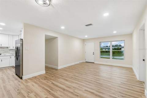 6781 33rd Avenue, St Petersburg FL - photo 11 of 63