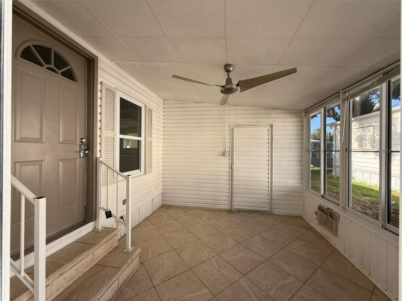 2 bedroom Manufactured Home at 130 Clubview Drive #2, Briar Creek Mobile Home Community II Condo, Safety Harbor — photo 2