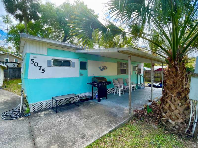 1 bedroom Mobile Home at 5075 Central Avenue, Beardsleys Deleon Spgs, De Leon Springs — photo 1