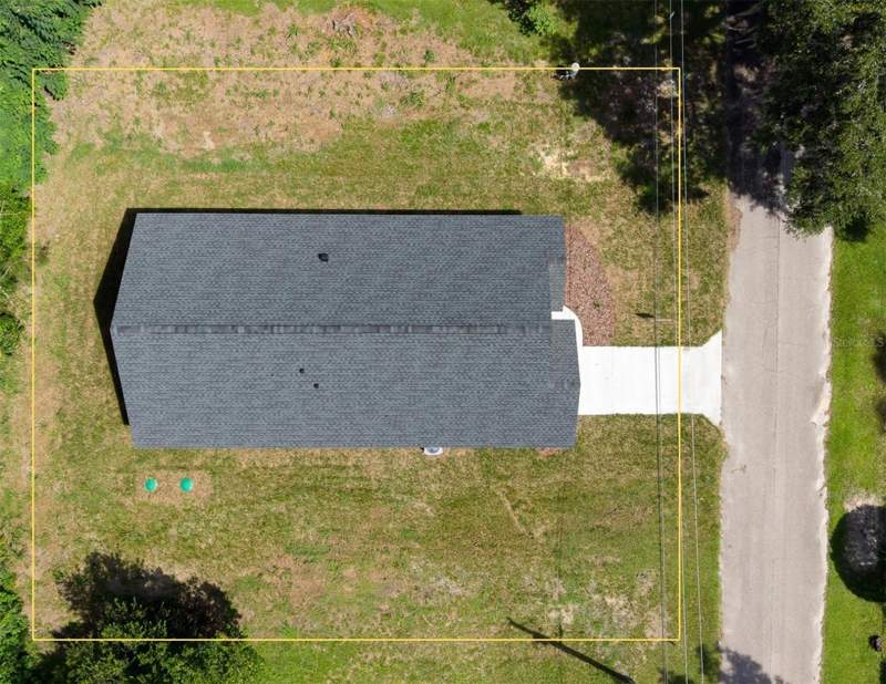 3 bedroom Single Family Residence at 2402 NE 70th Street, Gainesville, Gainesville — photo 2