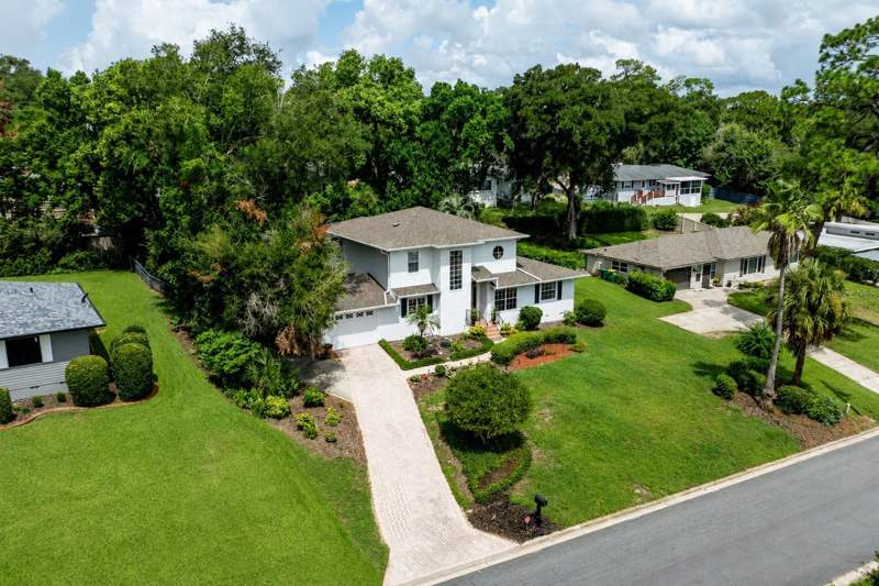 Mount Dora Pinecrest