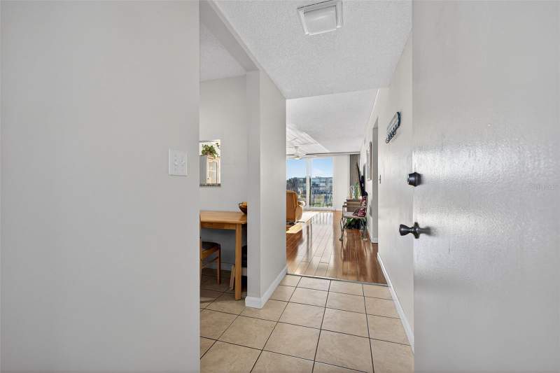 2 bedroom Condominium at 7625 Sun Island Drive #207, Bay Island Group 7, South Pasadena — photo 3