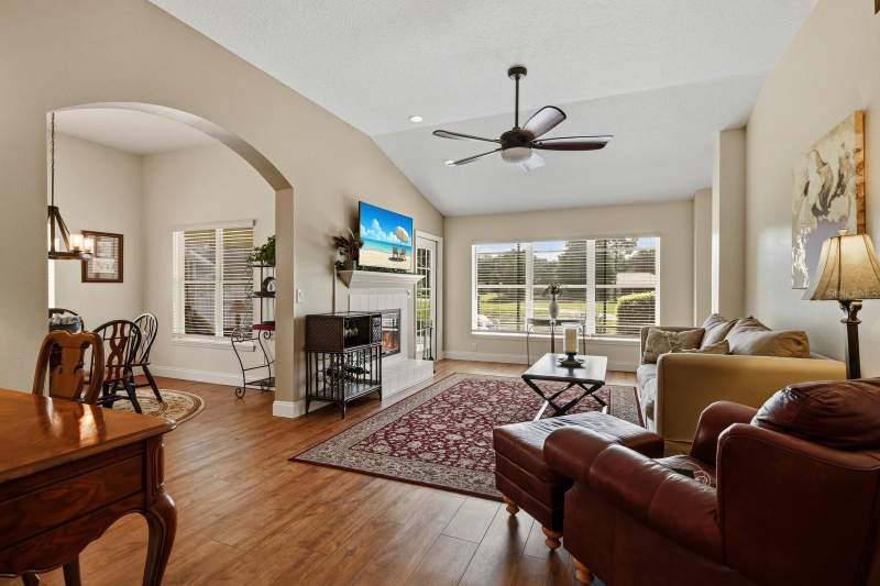 2 bedroom Single Family Residence at 1750 STAFFORD SPRINGS BOULEVARD, MOUNT DORA COUNTRY CLUB, MOUNT DORA — photo 4